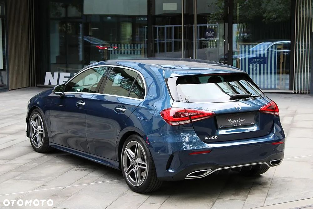 Mercedes-Benz Klasa A 200 AMG Line 7G-DCT - 3