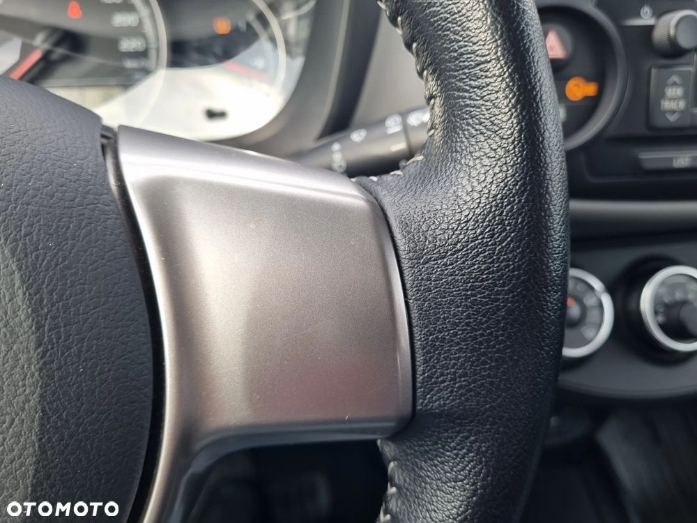 Toyota Yaris - 17
