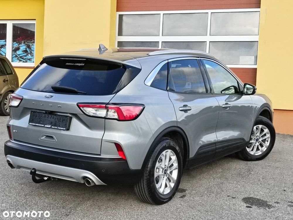 Ford Kuga - 17