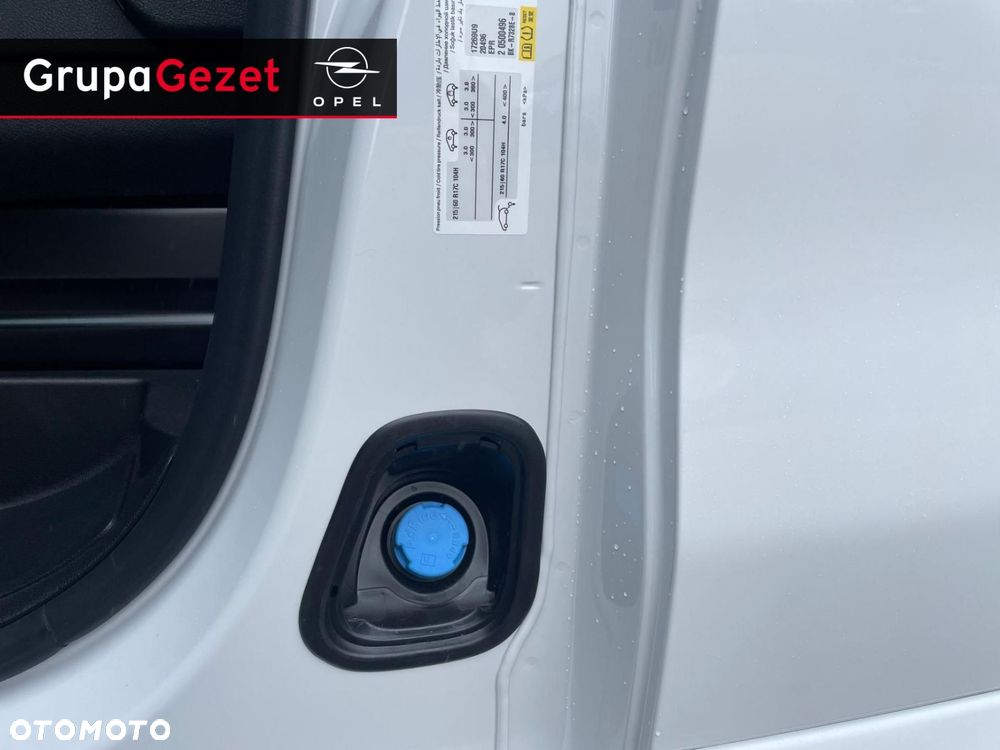 Opel Vivaro - 17