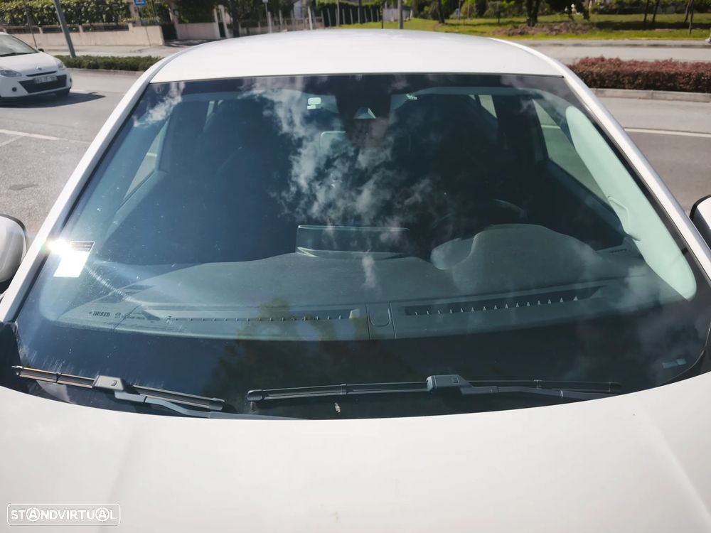 Peugeot 2008 1.2 PureTech Active - 10