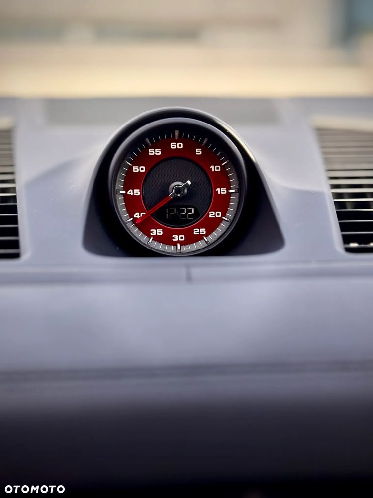 Porsche Cayenne - 29
