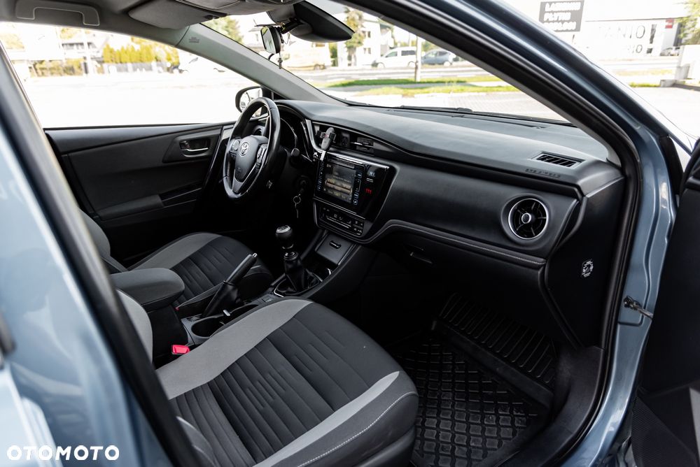 Toyota Auris 1.2 Turbo Edition-S - 23