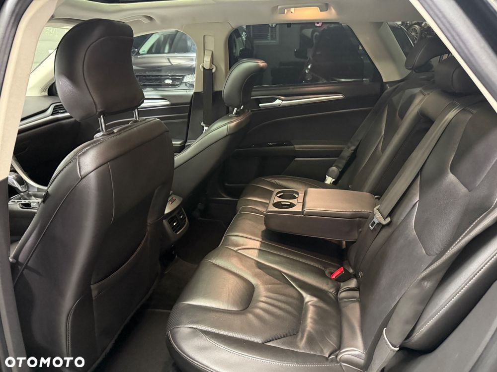 Ford Mondeo 2.0 TDCi STart-Stopp PowerShift-Aut ST-Line - 19