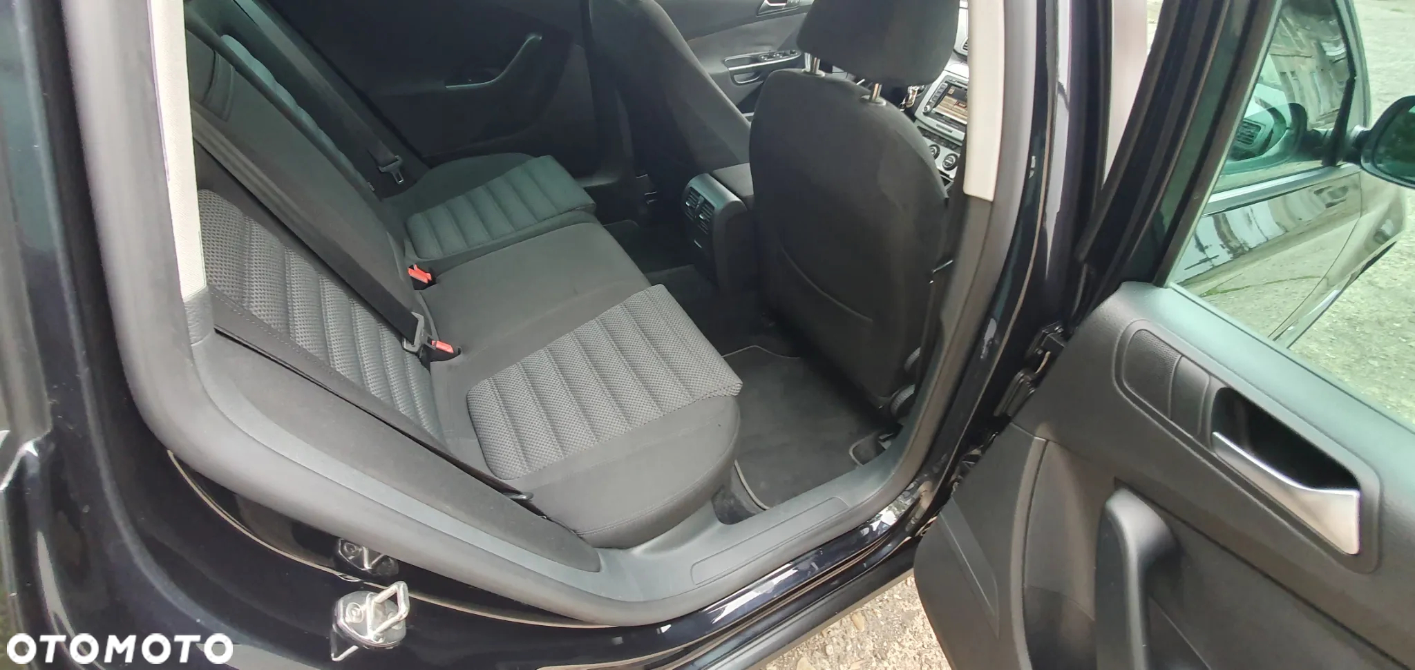 Volkswagen Passat 2.0 TDI Comfortline DSG - 12