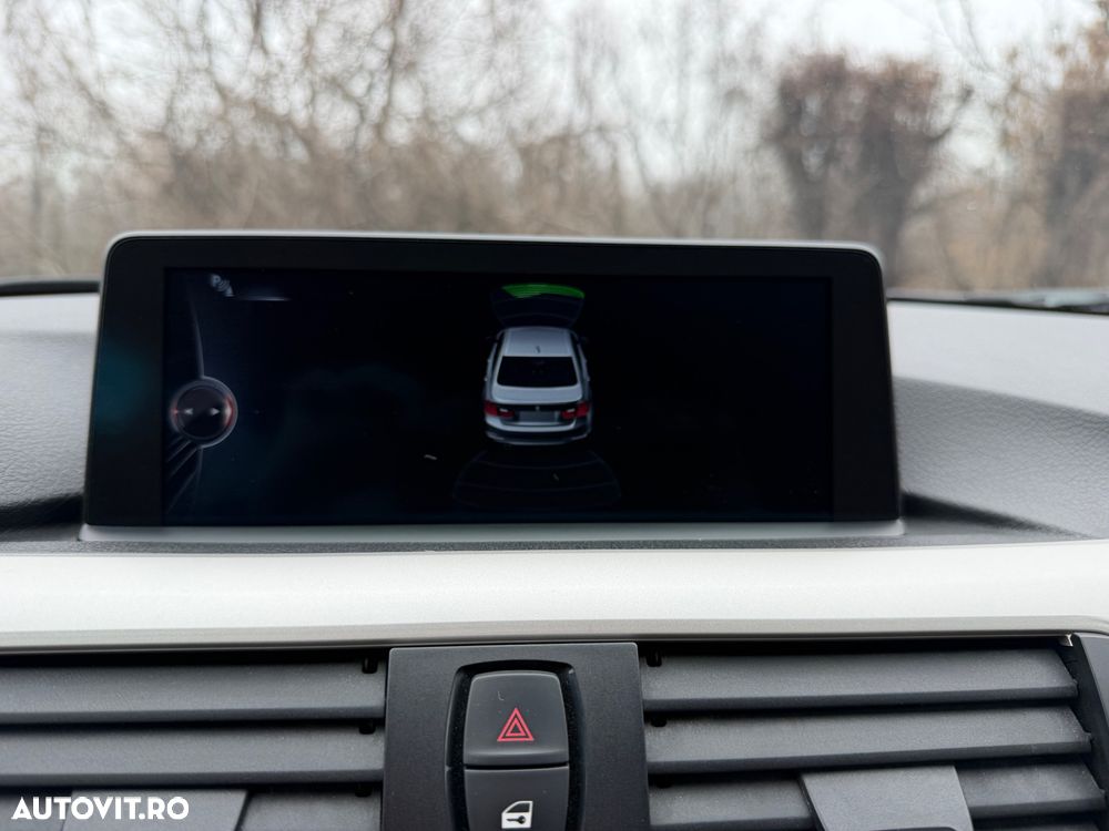 BMW Seria 3 320d DPF Aut. - 22