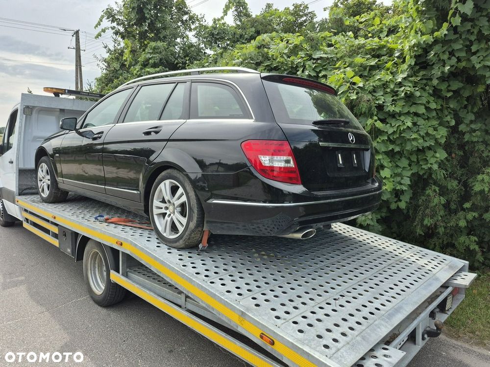 Mercedes-Benz Klasa C - 2