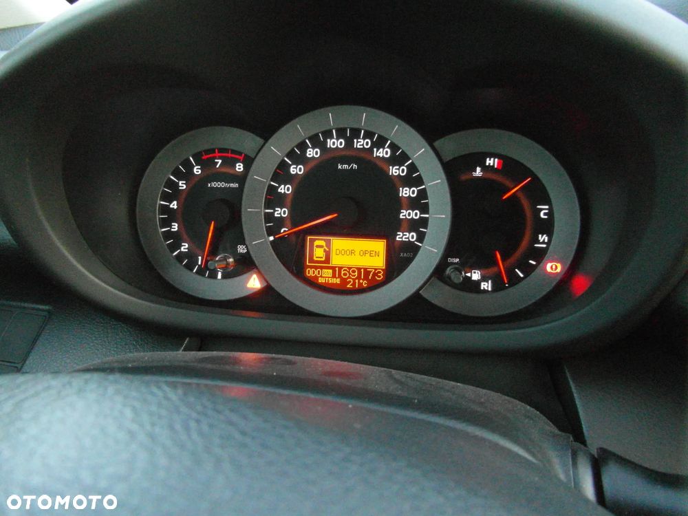 Toyota RAV4 2.0 VVT-i Sol - 22
