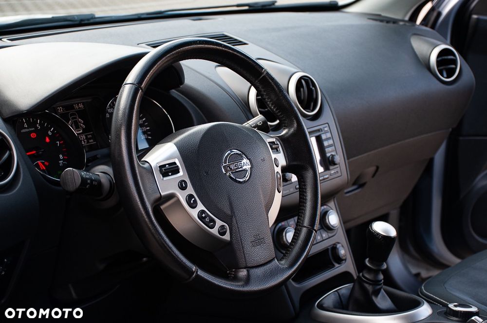 Nissan Qashqai+2 2.0 Acenta - 32