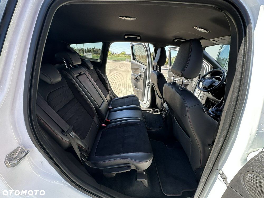 Ford Kuga 2.0 TDCi AWD ST-Line - 15