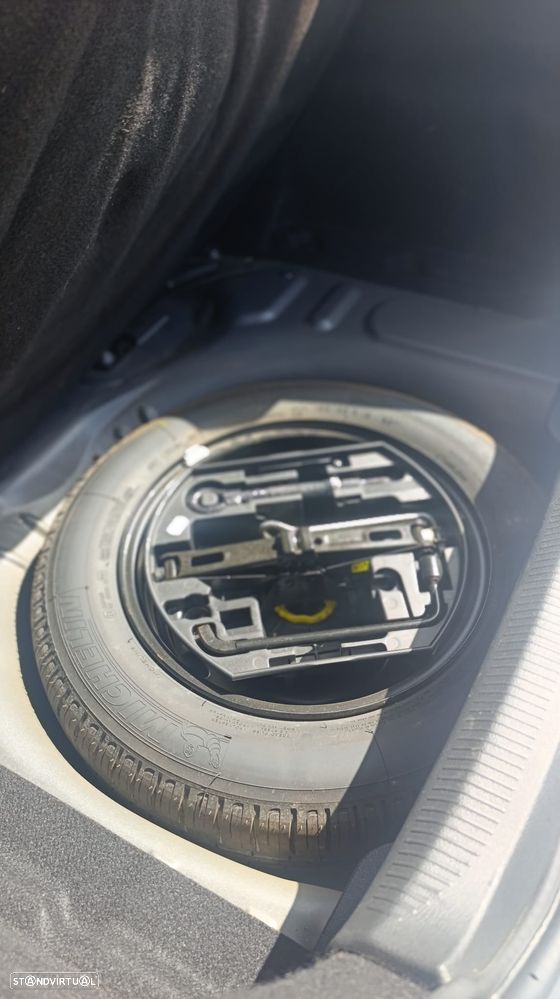 Peugeot 207 1.4 16V Open - 16
