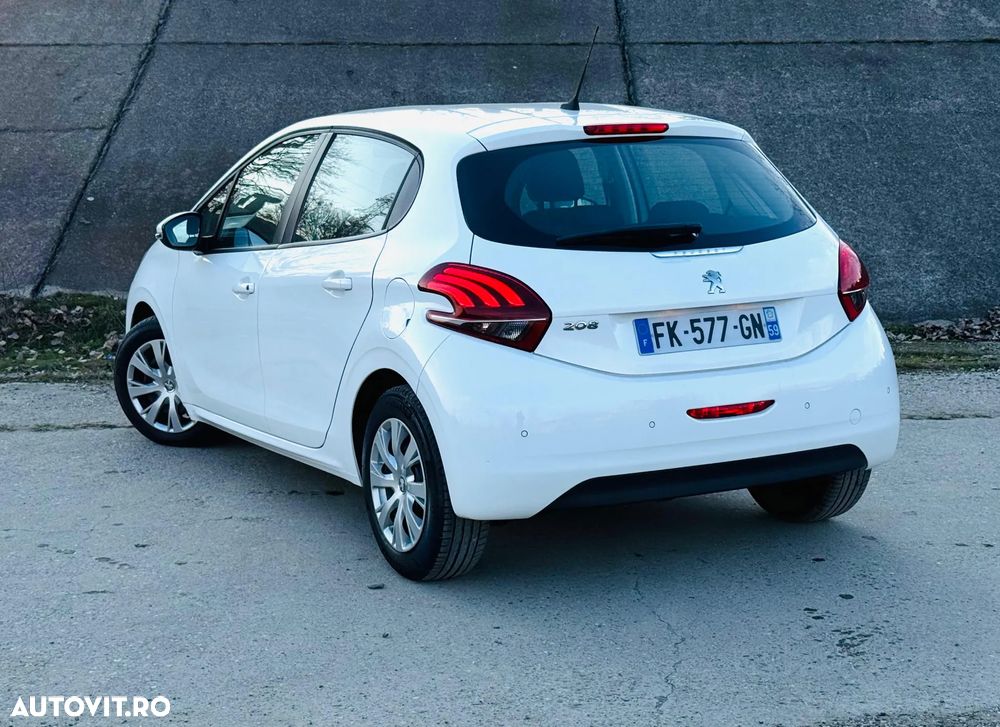 Peugeot 208 PureTech 82 Active - 12