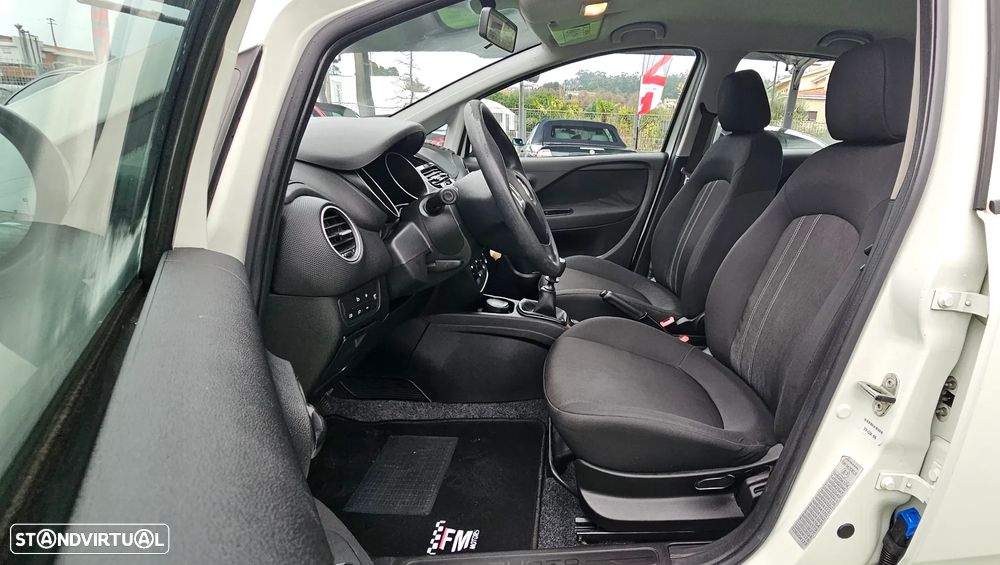 Fiat Punto 1.2 Lounge S&S - 15