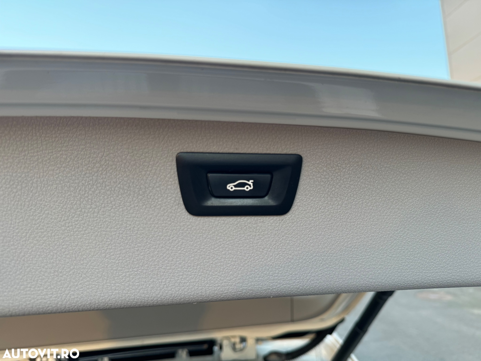 BMW Seria 3 320d Aut. Luxury Line - 10