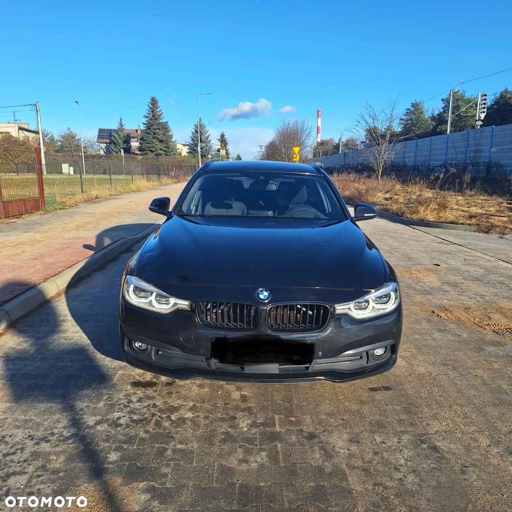 BMW Seria 3 320d Luxury Line sport - 1