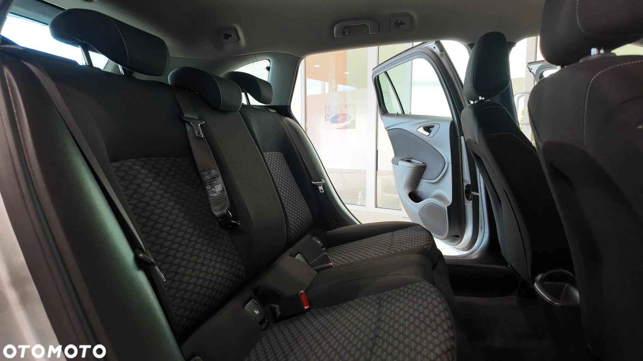 Opel Astra 1.6 CDTI Active - 34