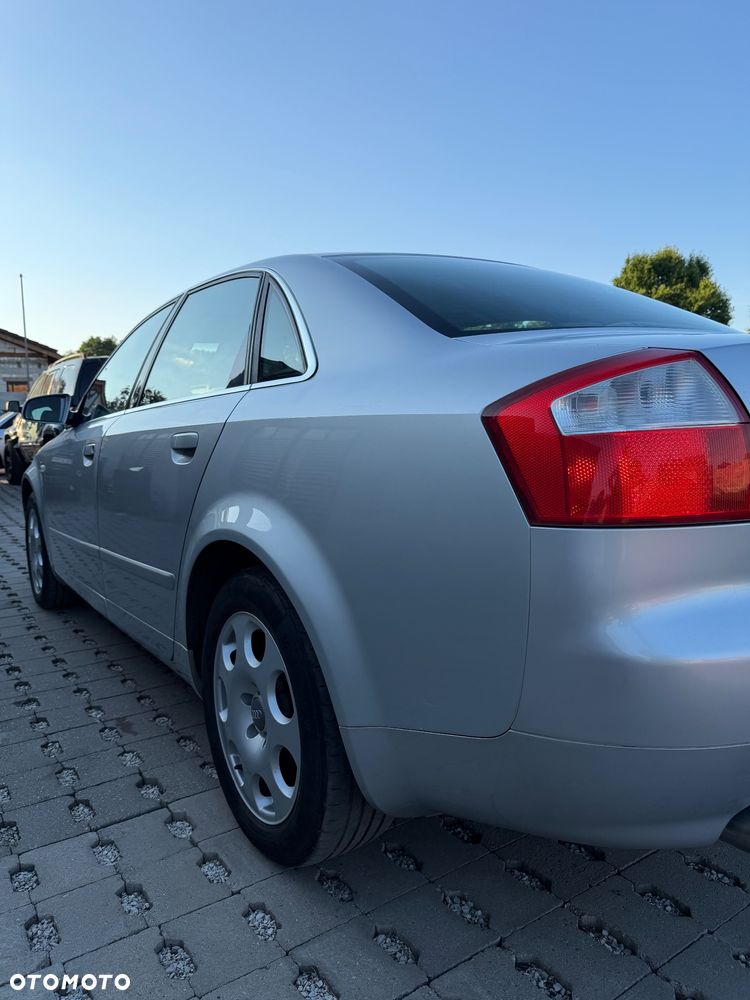 Audi A4 Limousine 1.8 T - 17