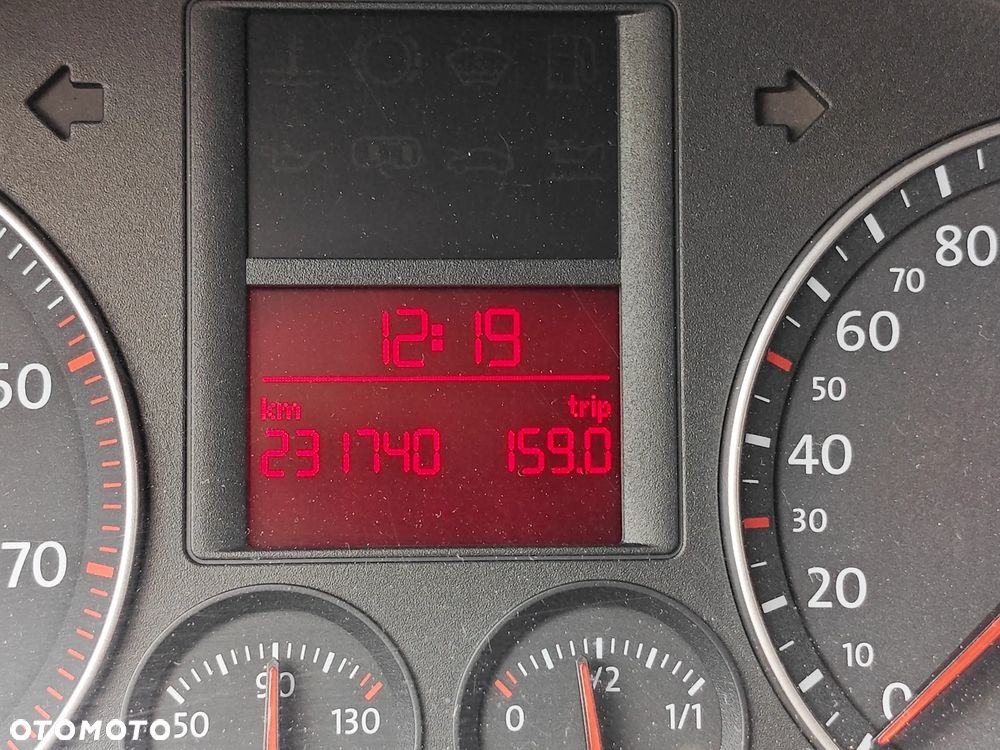 Volkswagen Golf 1.4 FSI Comfortline - 23