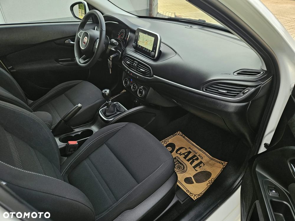 Fiat Tipo 1.4 T-Jet Business Line - 11