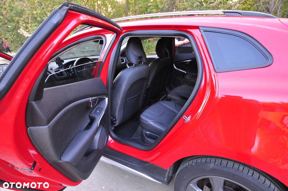 Volvo V40 Cross Country T4 AWD Momentum - 10
