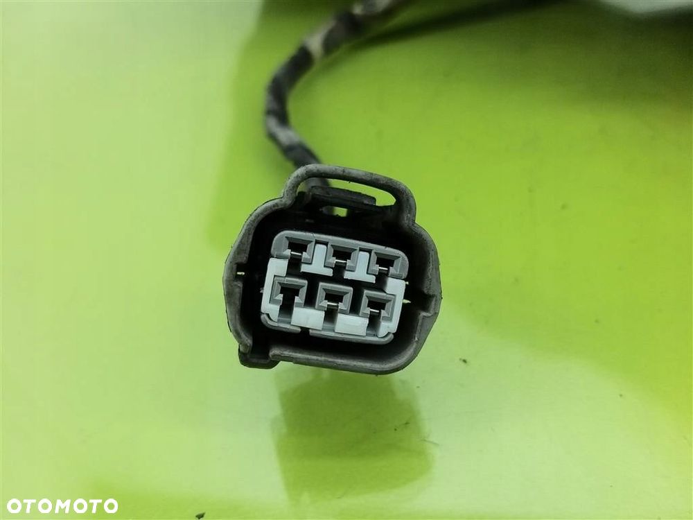 Reflektor lampa przód prawa SPRYSKIWACZ Chrysler 300M 1998-2004 R - 8