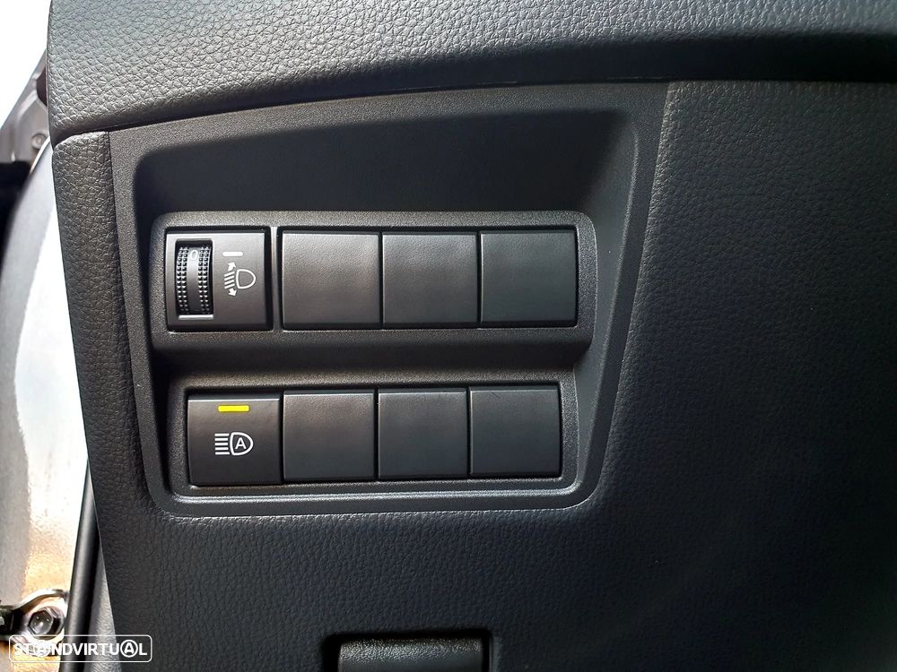 Toyota Yaris Cross 1.5 HDF Comfort Plus - 18