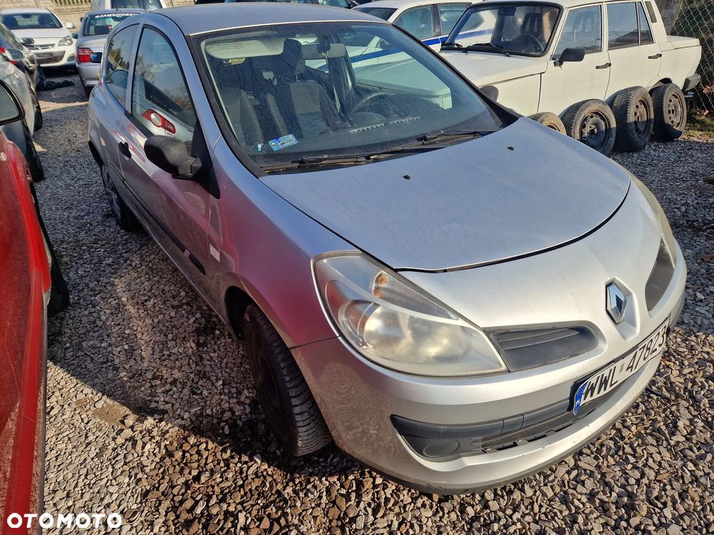 renault clio III maska zderzak lampa grill błotnik drzwi zbiornik paliwa szyba lusterko klamka klapa - 2