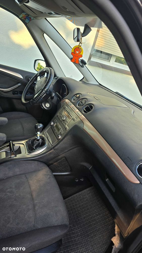 Ford Galaxy - 6