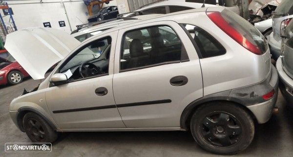 Para Peças Opel Corsa C - 2