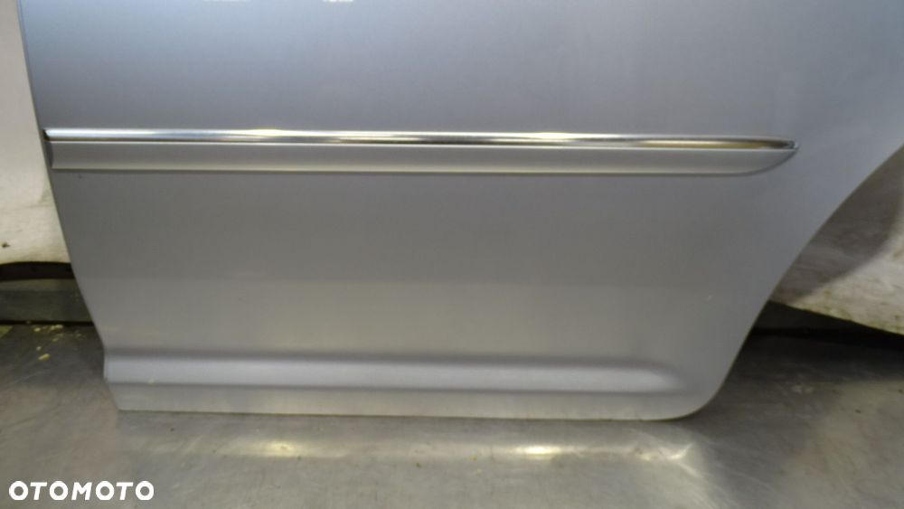 DRZWI LEWY TYŁ VOLKSWAGEN TOURAN LA7W - 4