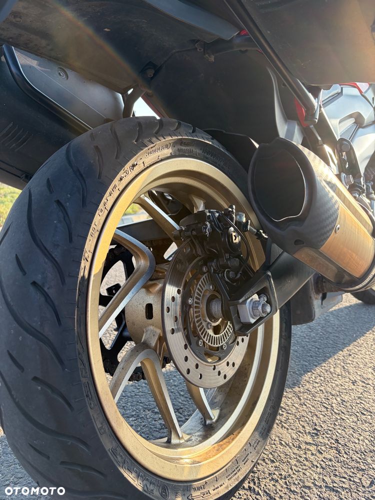 Bajaj Dominar 400 - 11