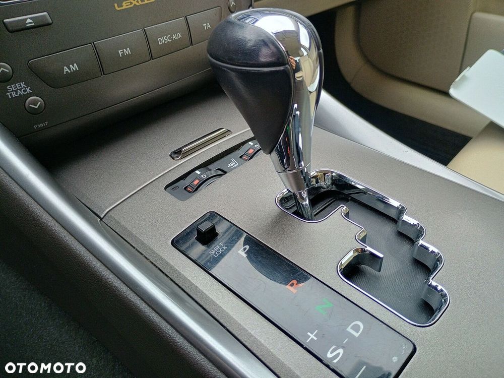 Lexus IS 250 Classic - 25