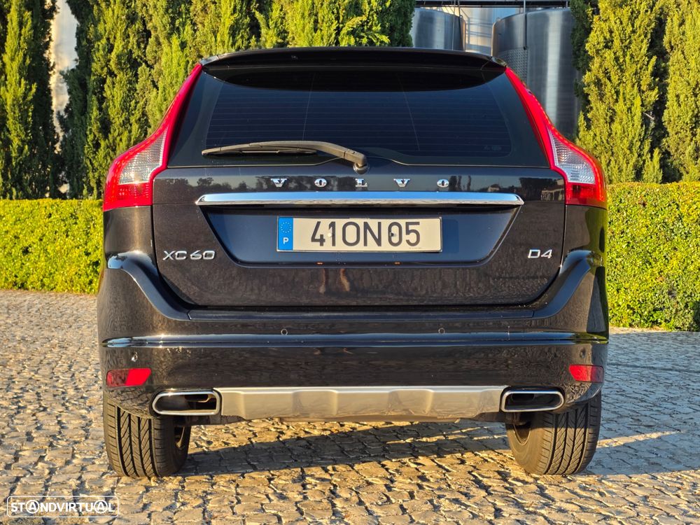 Volvo XC 60 2.0 D4 Momentum - 7