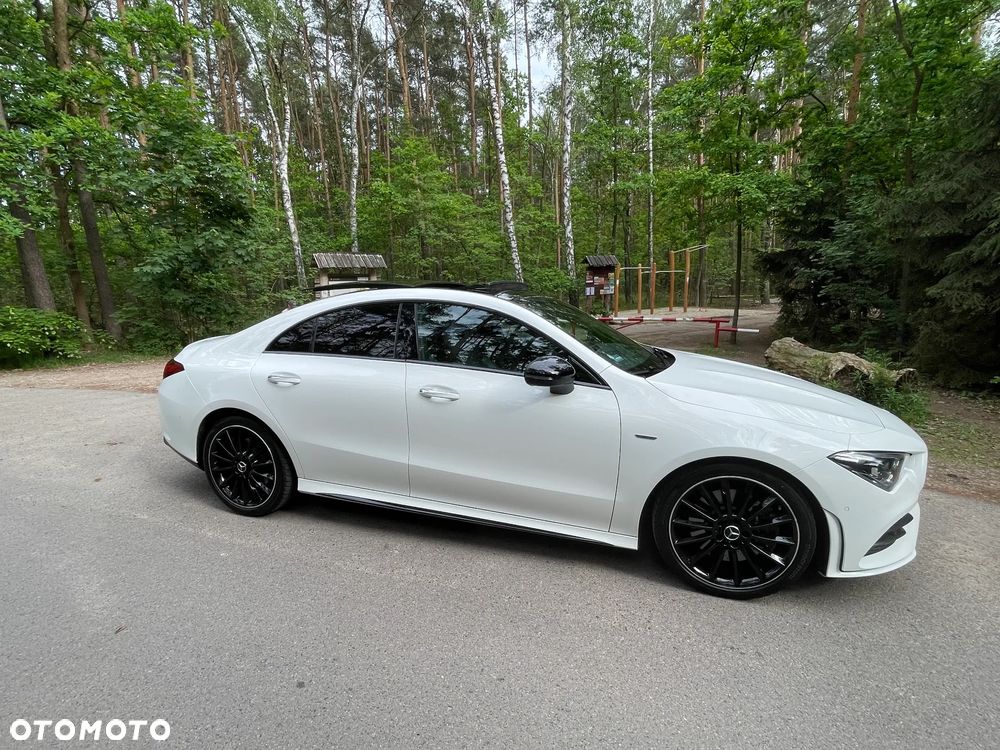Mercedes-Benz CLA 250 4-Matic Edition 1 7G-DCT - 7