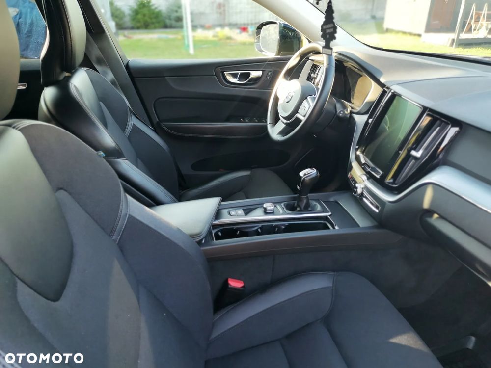 Volvo XC 60 - 4