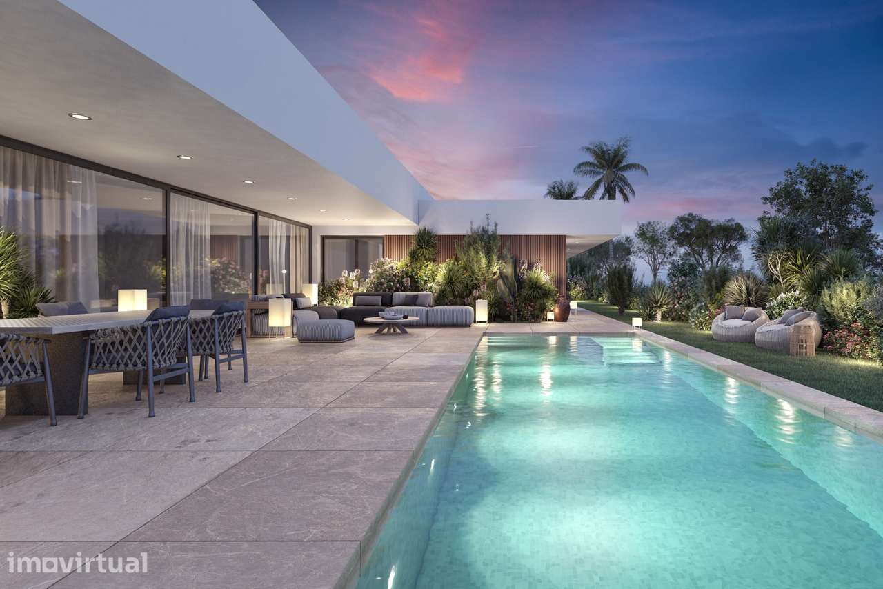 MORADIA T3 DE LUXO CHAVE NA MÃO COM PISCINA E GARAGEM ENTRE PORTIMÃO E - Grande imagem: 4/11