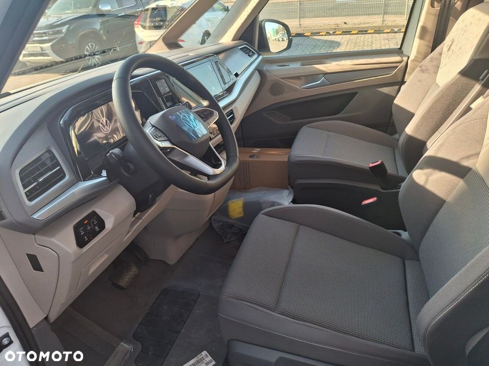 Volkswagen Multivan - 21