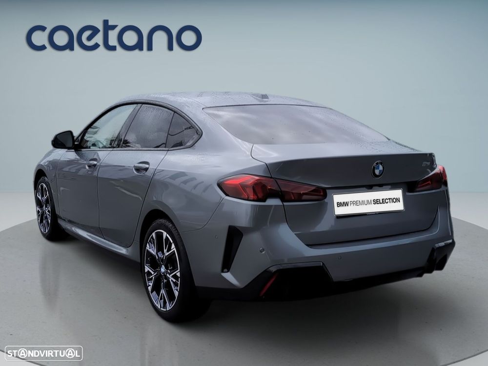 BMW 216 Pack Desportivo M — fotografia 6