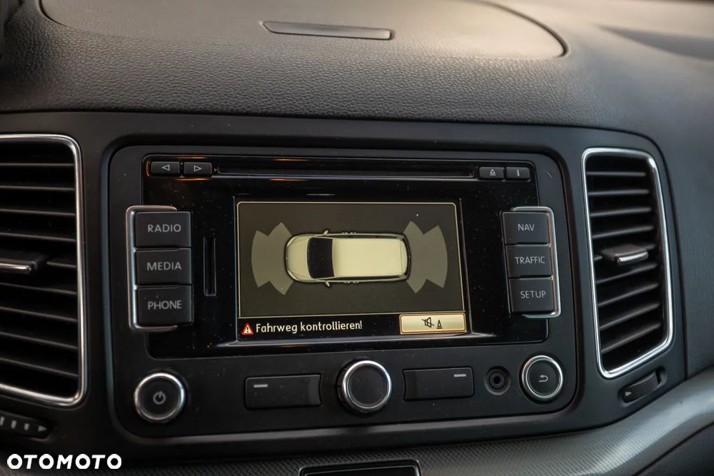 Volkswagen Sharan 2.0 TDI DSG BlueMotion Technology Match - 35