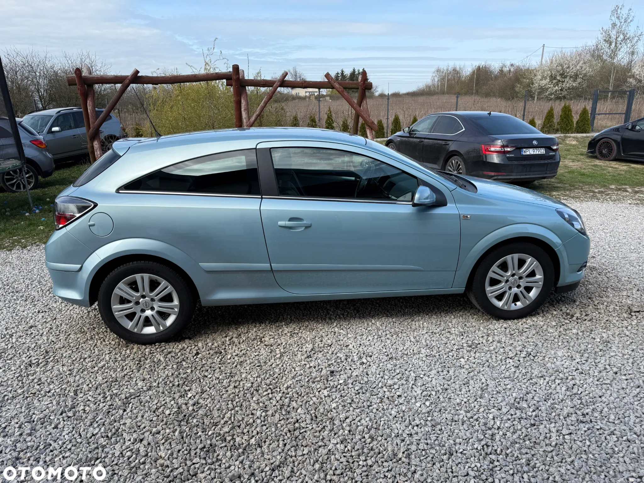 Opel Astra III GTC 1.6 Cosmo - 18