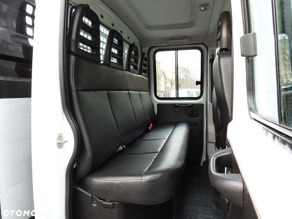 Iveco DAILY 50C16 WYWROTKA TROJSTRONNA PODWÓJNA KABINA DOKA 6 MIEJSC TEMPOMAT PNEUMATYKA BLIŹNIACZE KOŁA KLIMATYZACJA  160KM - 41