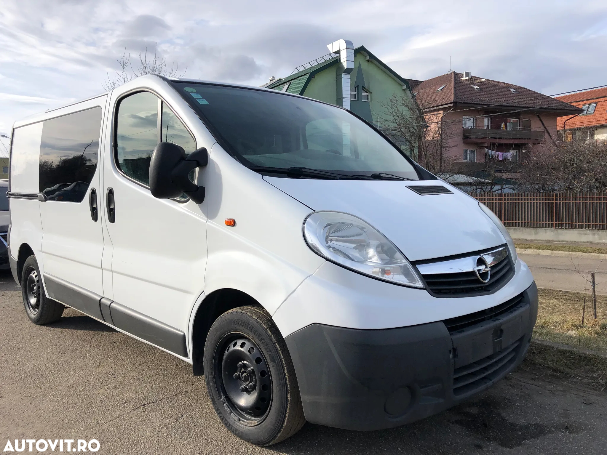 Opel Vivaro - 3