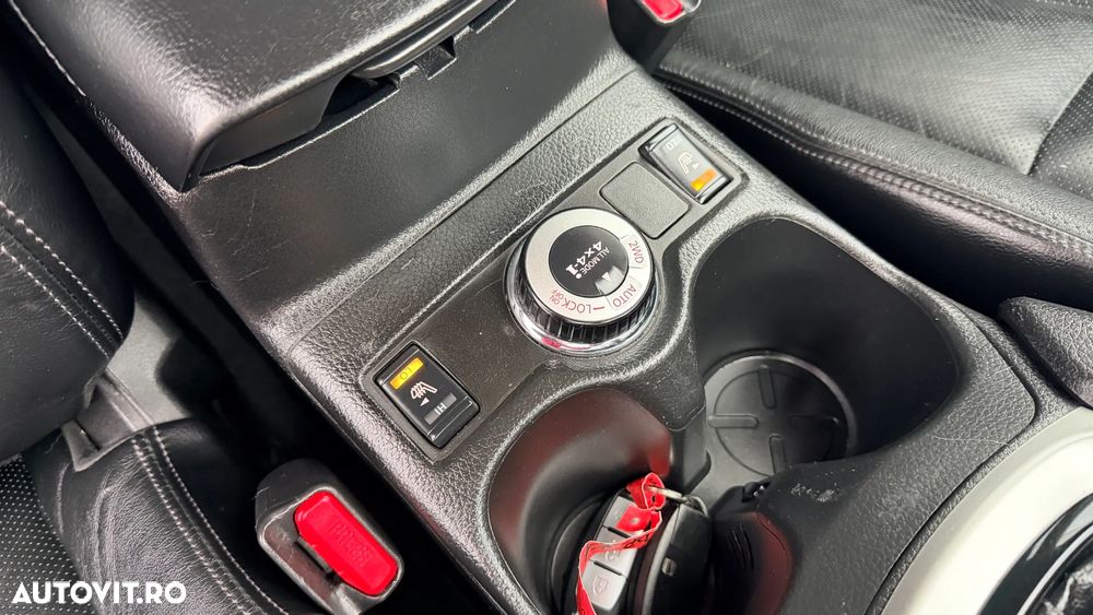 Nissan X-Trail 1.6 dCi ALL-MODE 4x4i N-Vision - 17