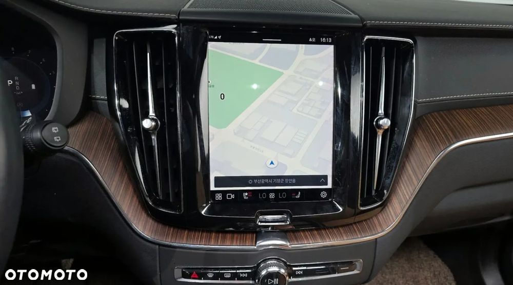 Volvo XC 60 B5 B AWD Geartronic Inscription - 17