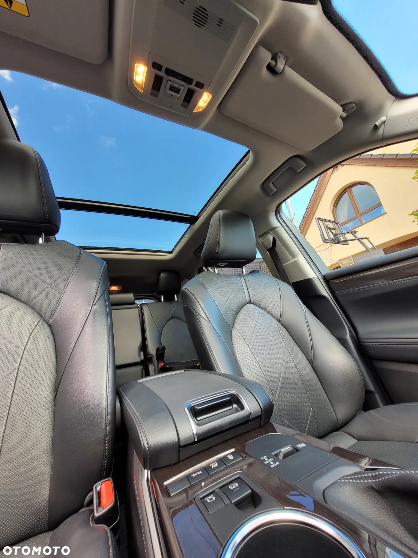 Toyota Highlander 2.5 Hybrid Executive - 5
