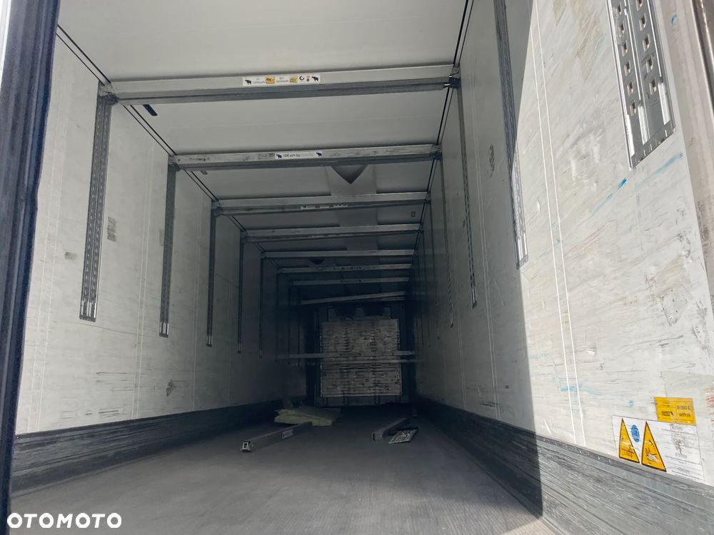 Schmitz Cargobull SKO - 6