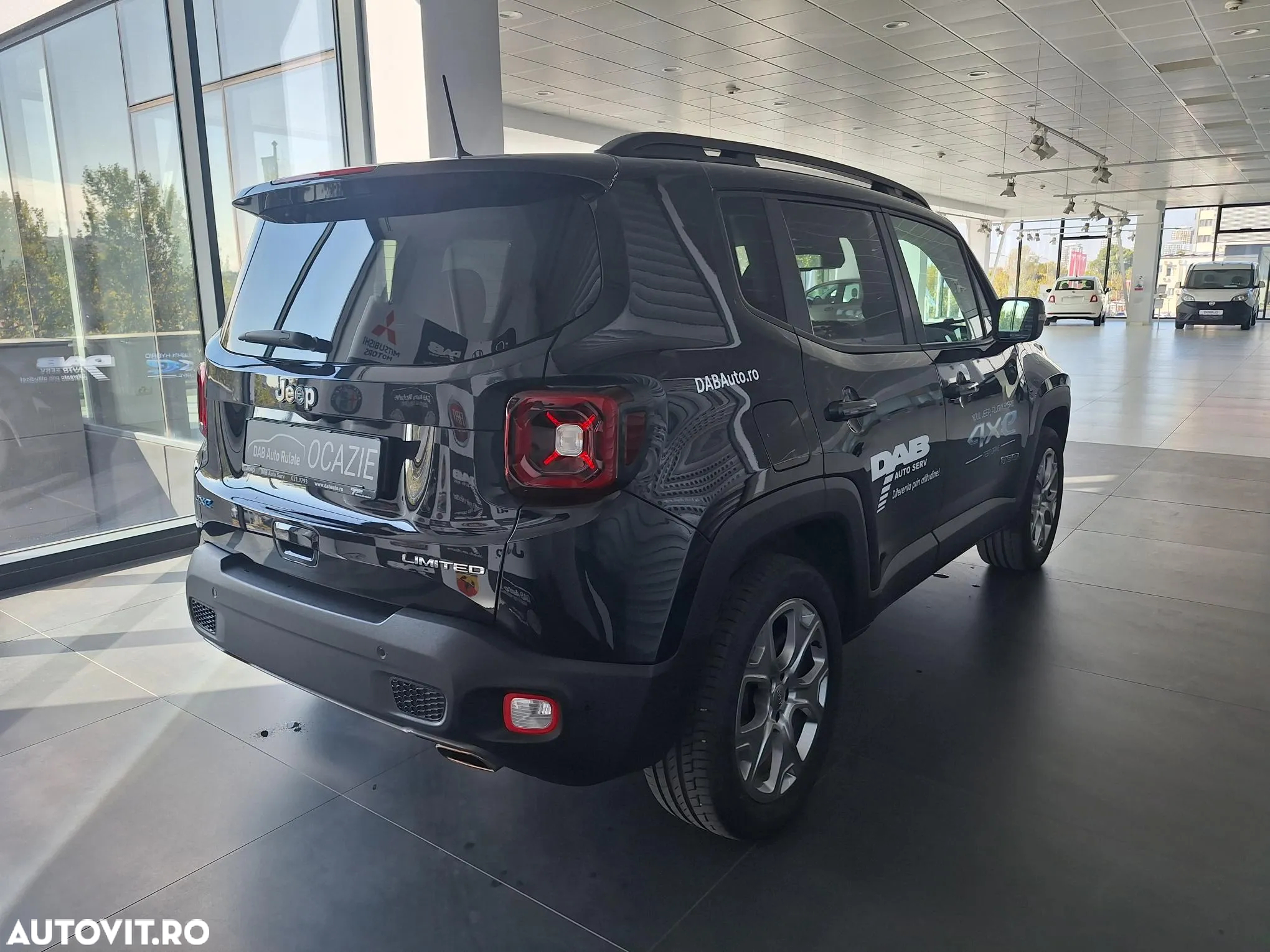 Jeep Renegade - 4