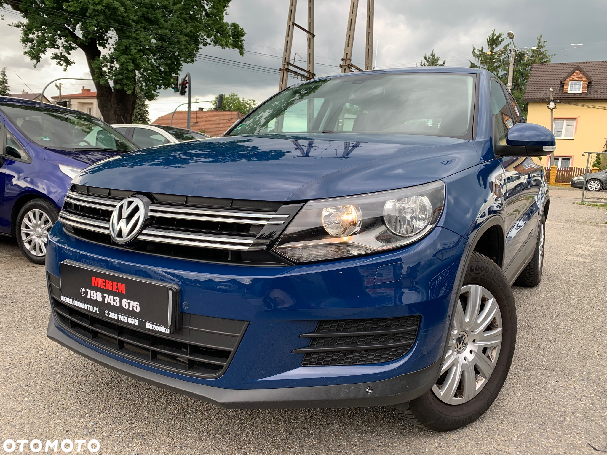 Volkswagen Tiguan - 11