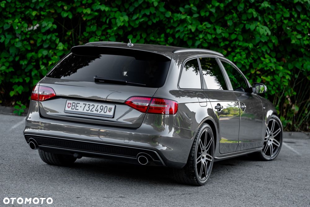 Audi A4 Avant 3.0 TDI DPF quattro S tronic S line Sportpaket - 12