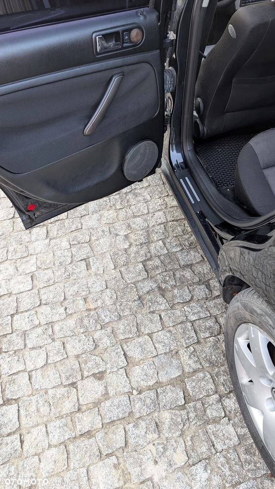 Volkswagen Passat 1.8T Comfortline - 18